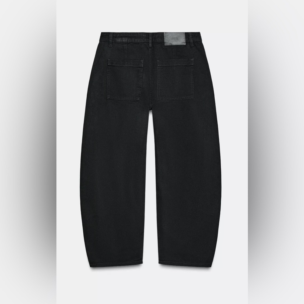 Zara Mid-Rise Balloon Fit Jeans - Picture 2 of 6